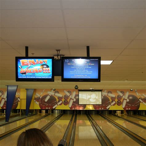 Mohegan bowl - Don't let the rain ruin your plans! Have a great afternoon of Family Fun at Mohegan Bowl! Enjoy your choice of candlepin or ten pin bowling, try your hand in the arcade and relax with great food and...